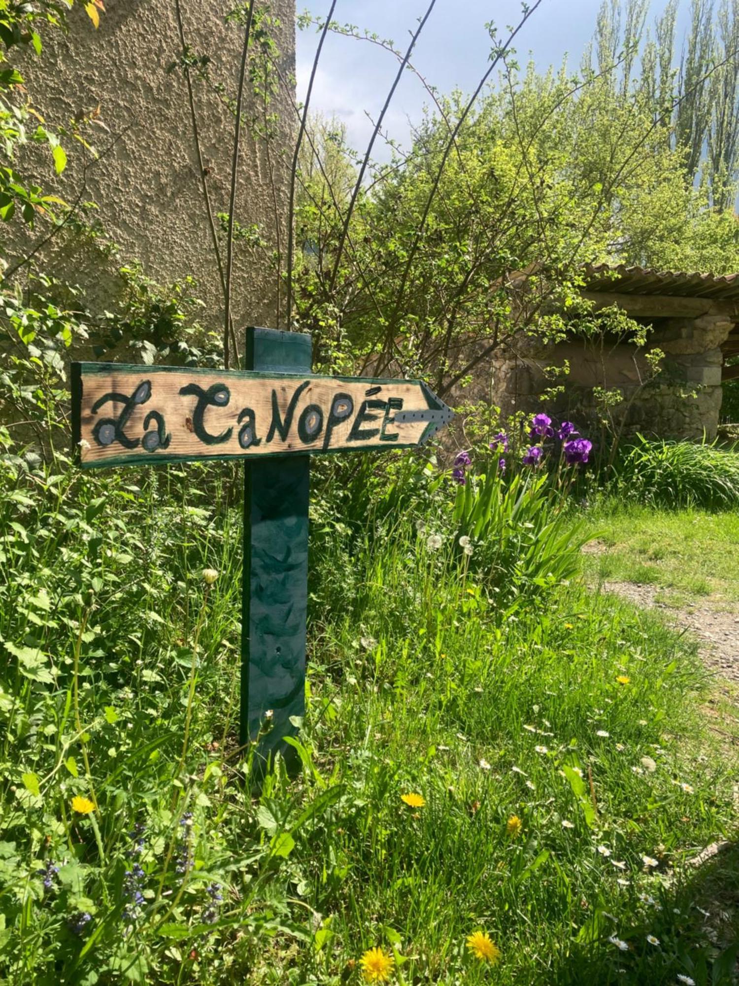 La Canopee Barret-sur-Meouge Exterior foto